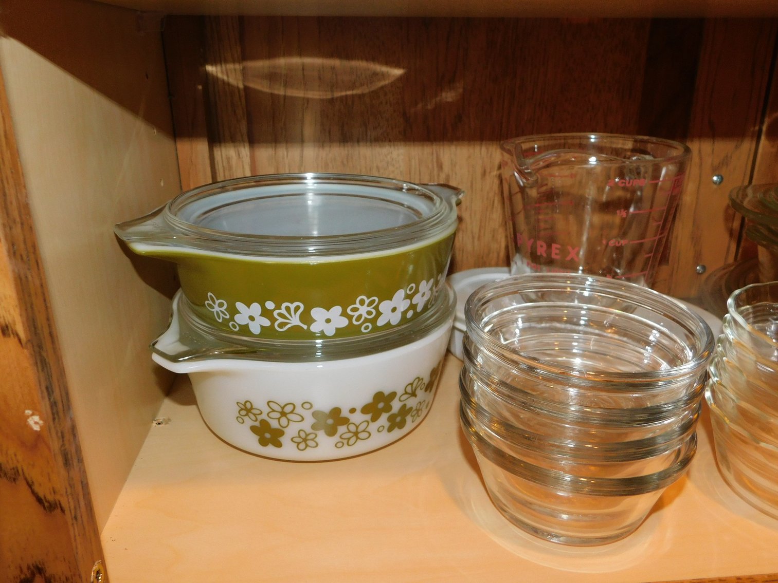 Image for Morgantown, WV – Estate of Betty Thorn: Fenton, Seneca, Fostoria Glass, High Quality Furniture, and more!