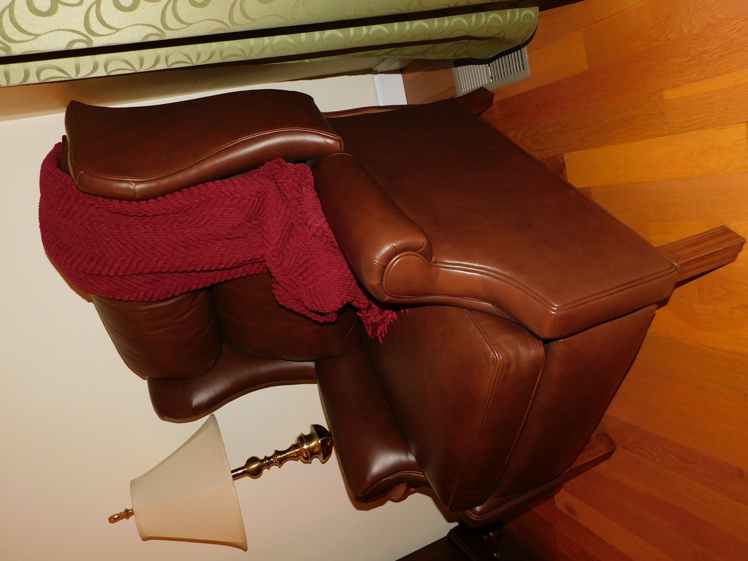 Image for Morgantown, WV – Estate of Betty Thorn: Fenton, Seneca, Fostoria Glass, High Quality Furniture, and more!