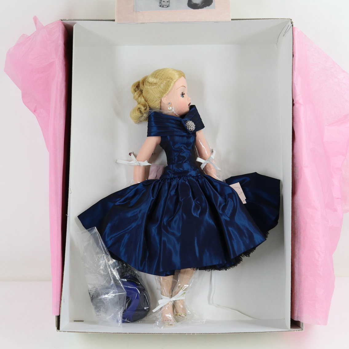 Image for Single Owner Madame Alexander Cissy and Other Dolls | March 1, 2022 at 7:00 PM