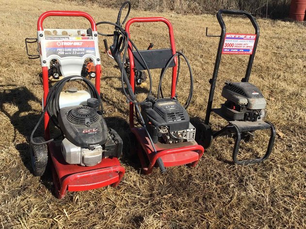 Image for Bates City Tractor Auction