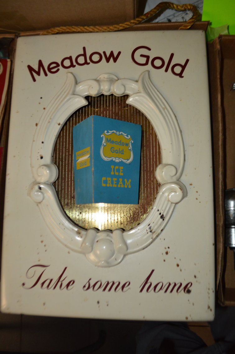 Image for Delmont, PA – Day 2 of HUGE Multi-Day Antique Auction! Vending Machines, Auto Collectibles, Advertising Items, and more!