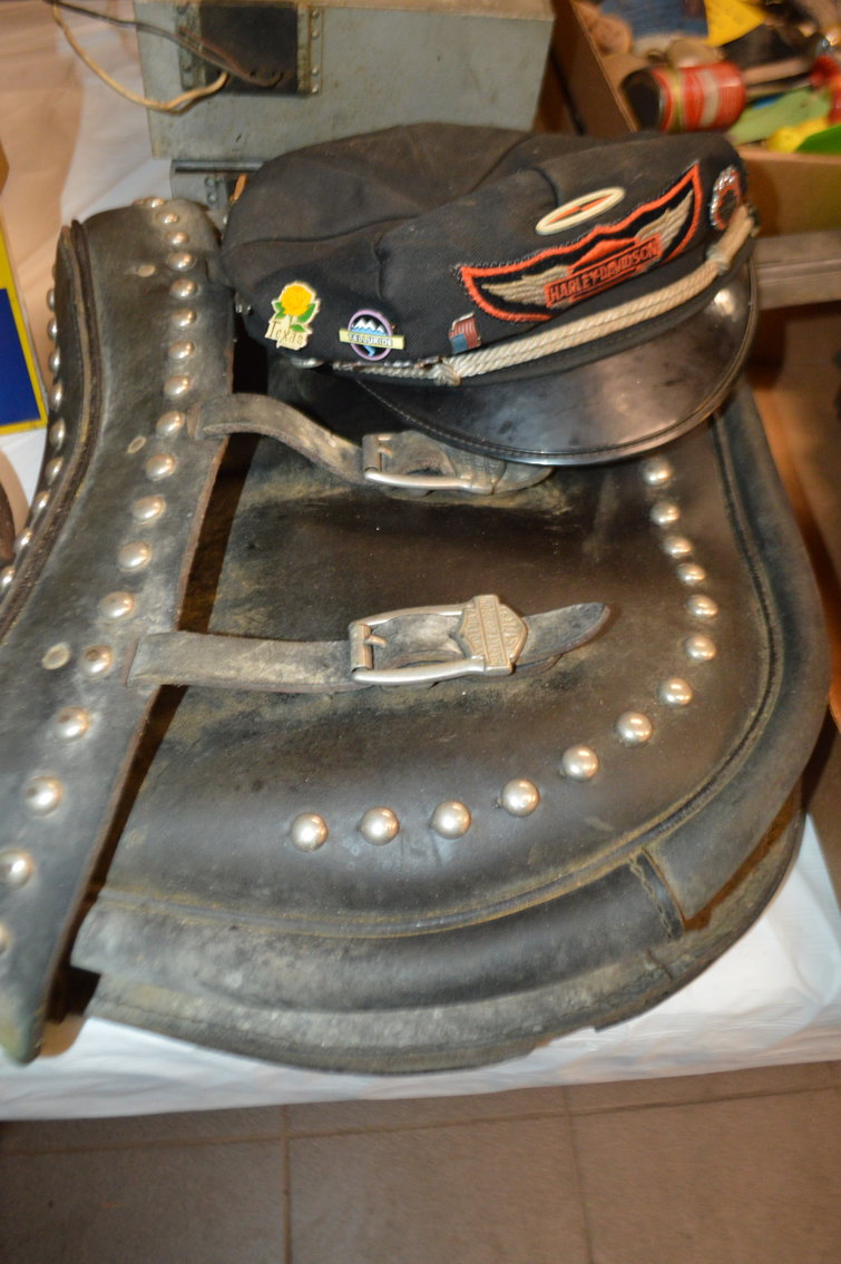 Image for Delmont, PA – Day 2 of HUGE Multi-Day Antique Auction! Vending Machines, Auto Collectibles, Advertising Items, and more!