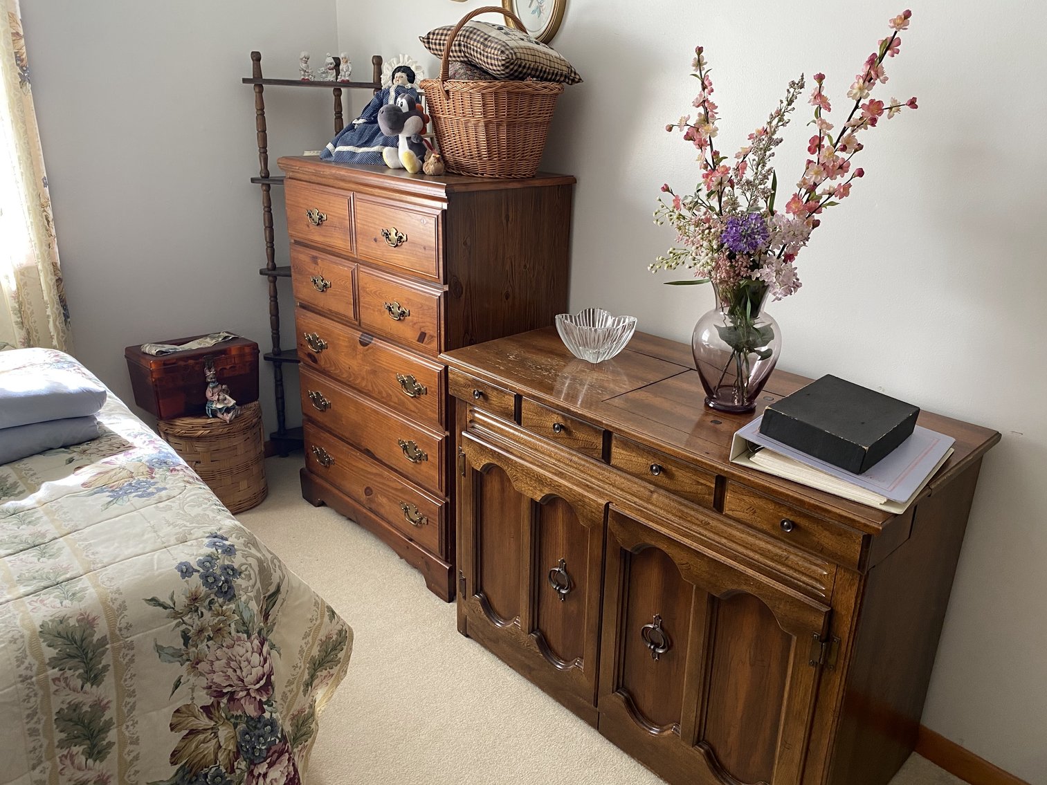 Image for Thomas Estate Auction