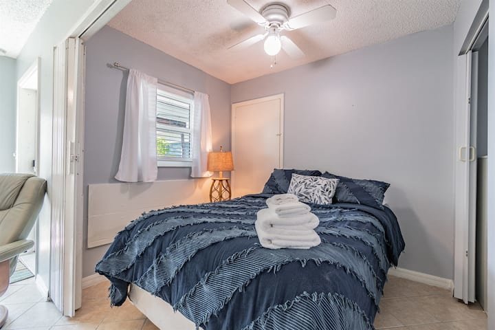 Image for 150 Beach Ave, Redington Shores, FL 33708