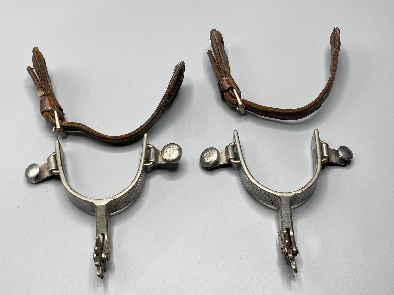 Image for Telephone Booth, Knives, Butter Molds, Head Vase Dolls, Collectibles, Glassware