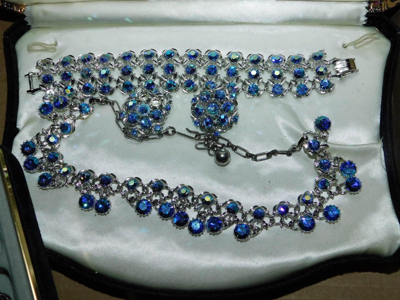 Image for Canonsburg, PA – Estate of Gerald Helmick: Glassware, China, Furniture, Collectibles & More!