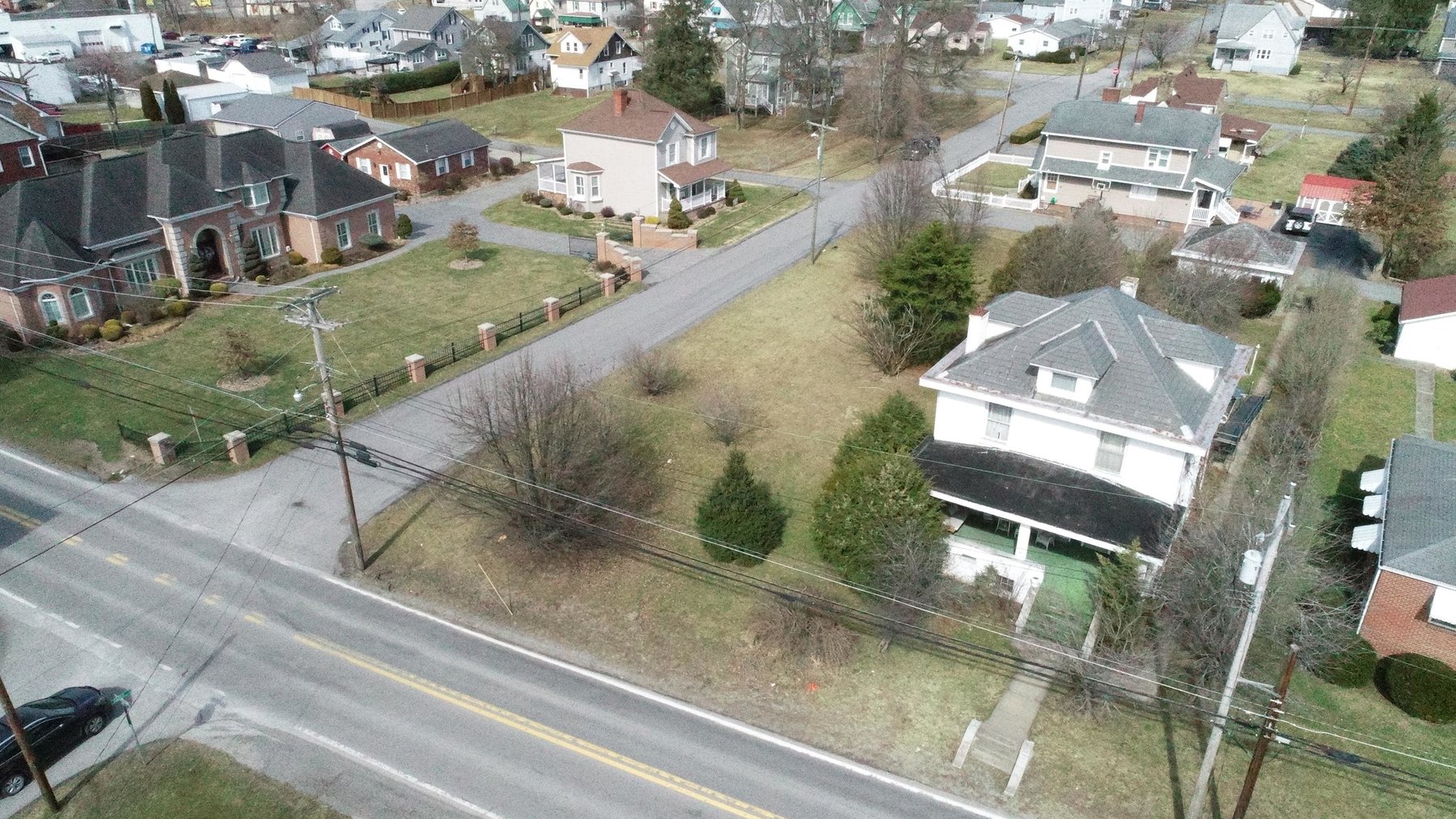 SOLD 101,750 5 Bedroom on Country Club Road