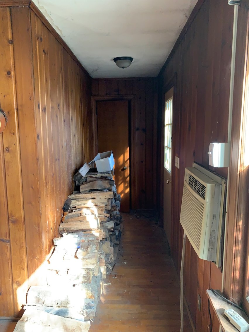 Image for Beautiful Country Living - 1,059 Sq. Ft-  2 Bedroom -1 Bath House - Barn and Work shop -  on 10.6 Acres - 14216 Woodland Church Rd