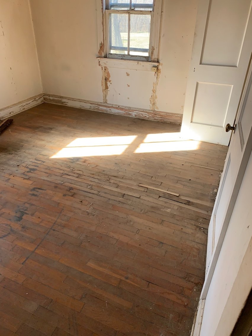 Image for Beautiful Country Living - 1,059 Sq. Ft-  2 Bedroom -1 Bath House - Barn and Work shop -  on 10.6 Acres - 14216 Woodland Church Rd