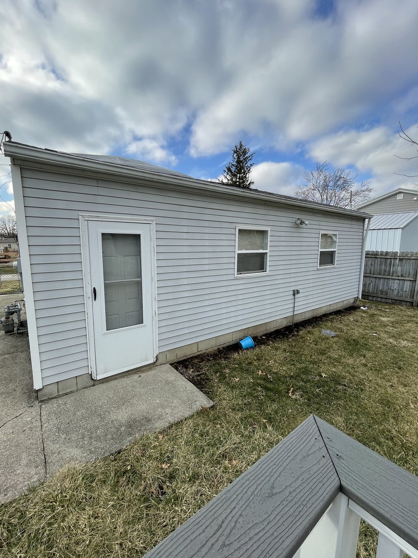 159 Myers Ave. Buckeye Lake, OH 43008