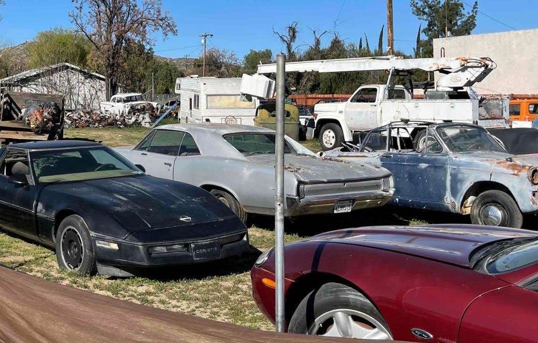 Image for Bid Fast and Last's Hemet Treasures Event