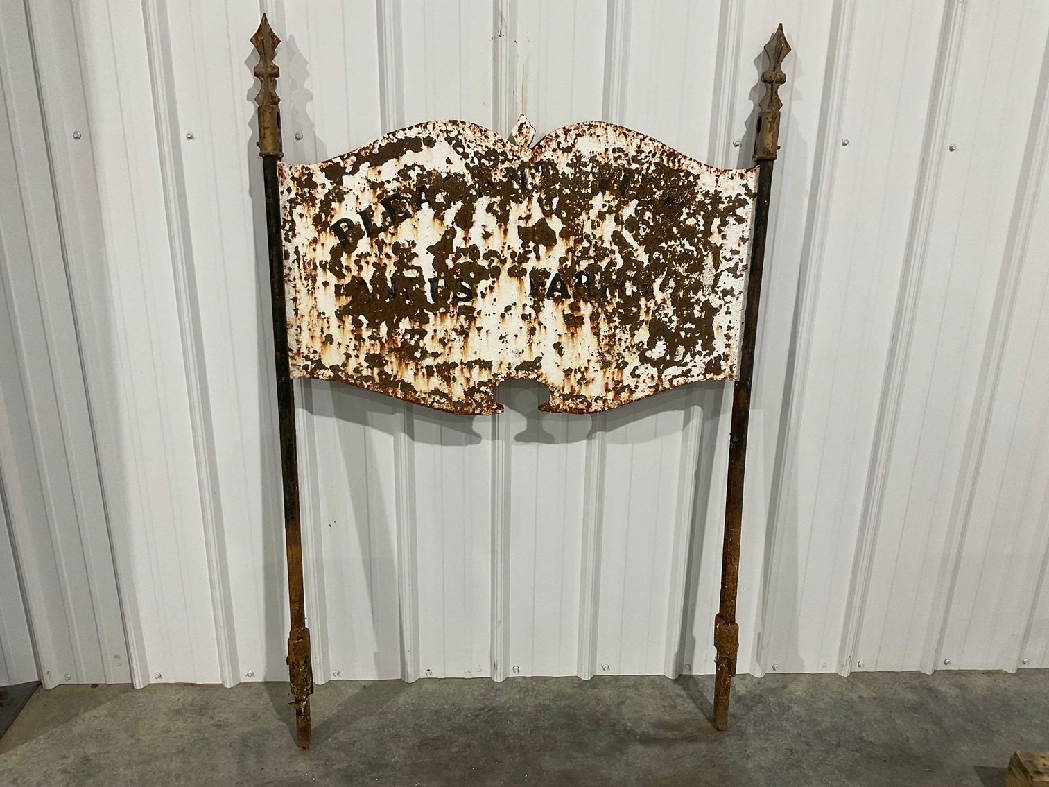 Image for Oldham Consignment Auction