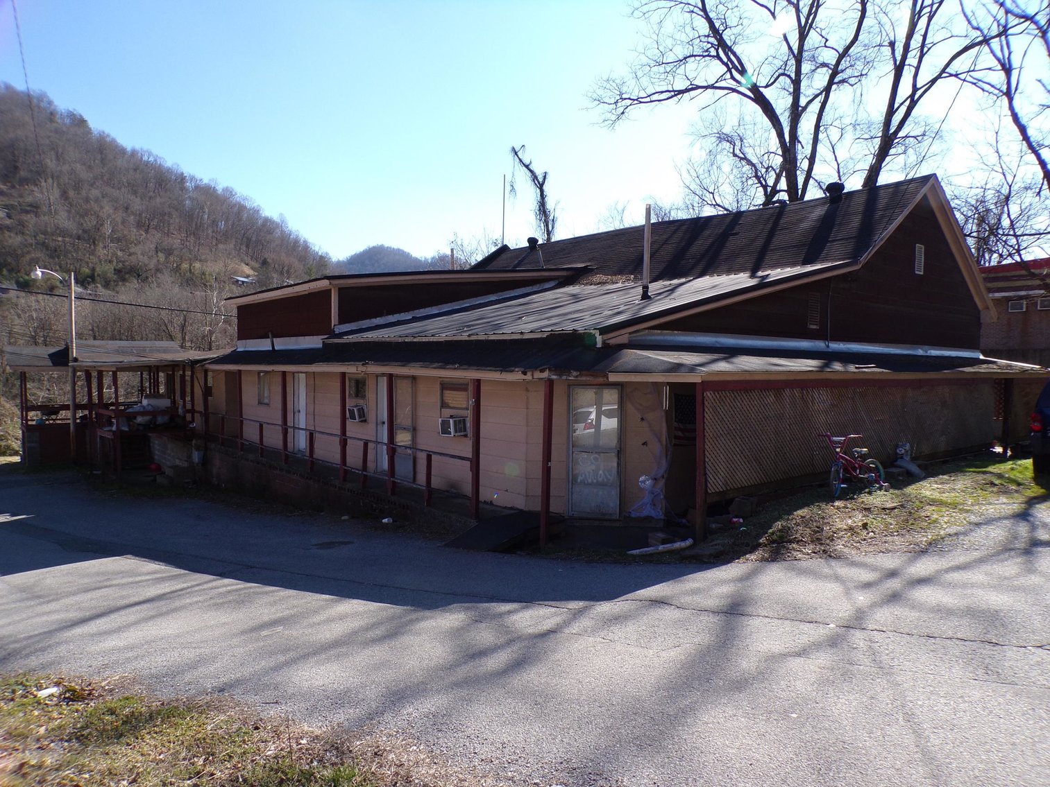 10Unit Apartment Building