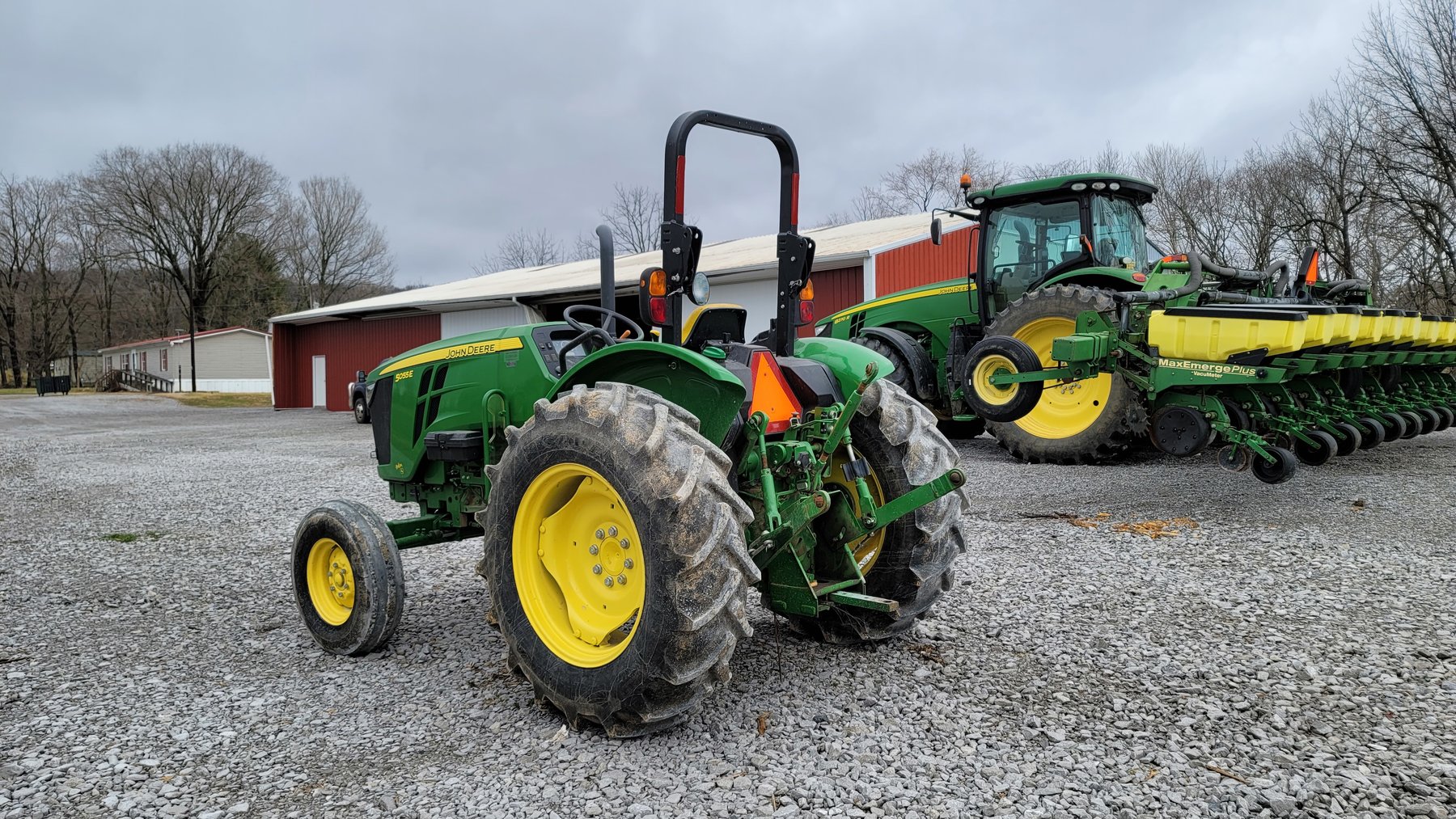 Image for 2016 John Deere 5055E