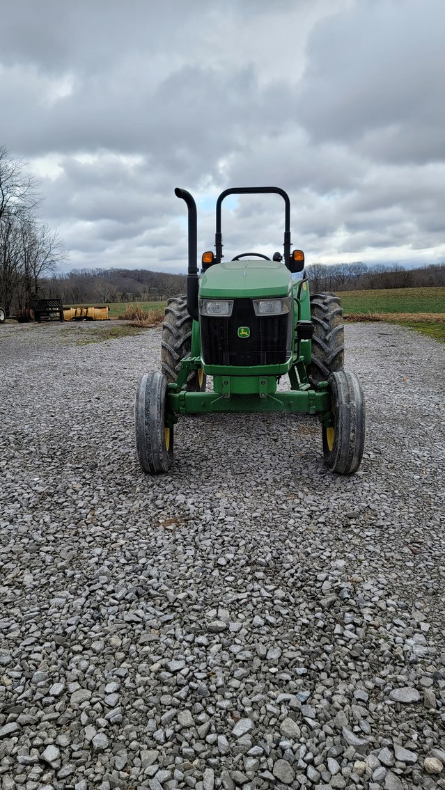 Image for 2016 John Deere 5055E