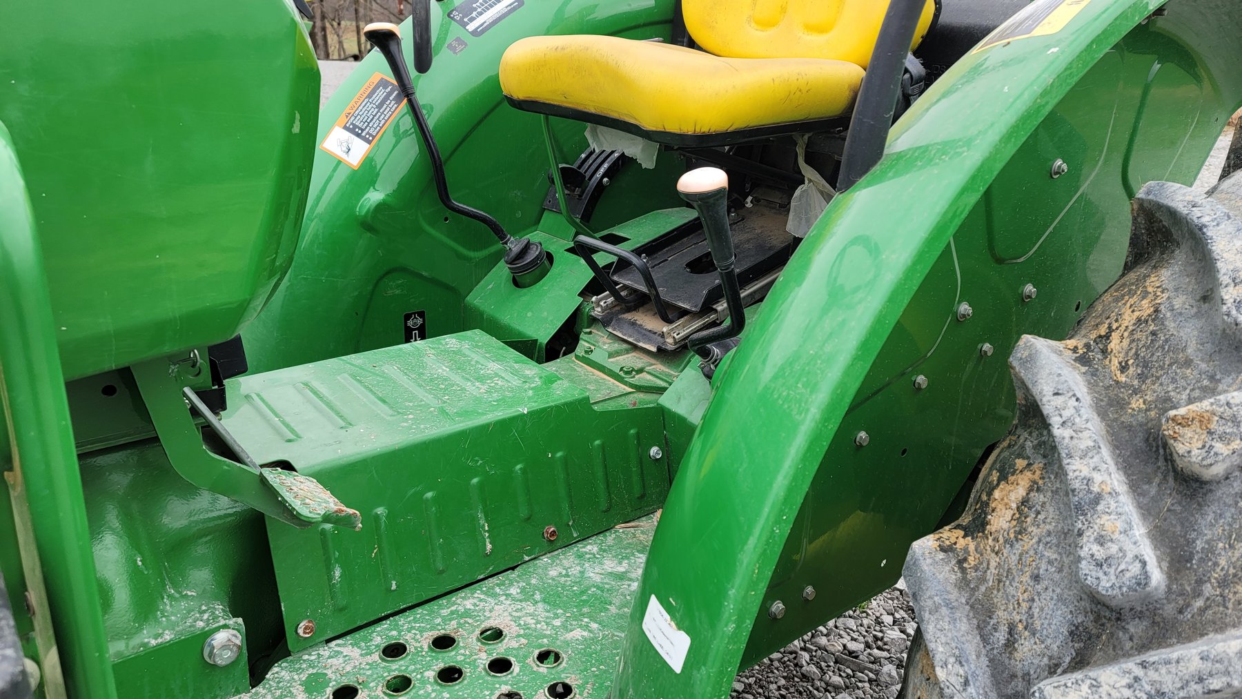 Image for 2016 John Deere 5055E