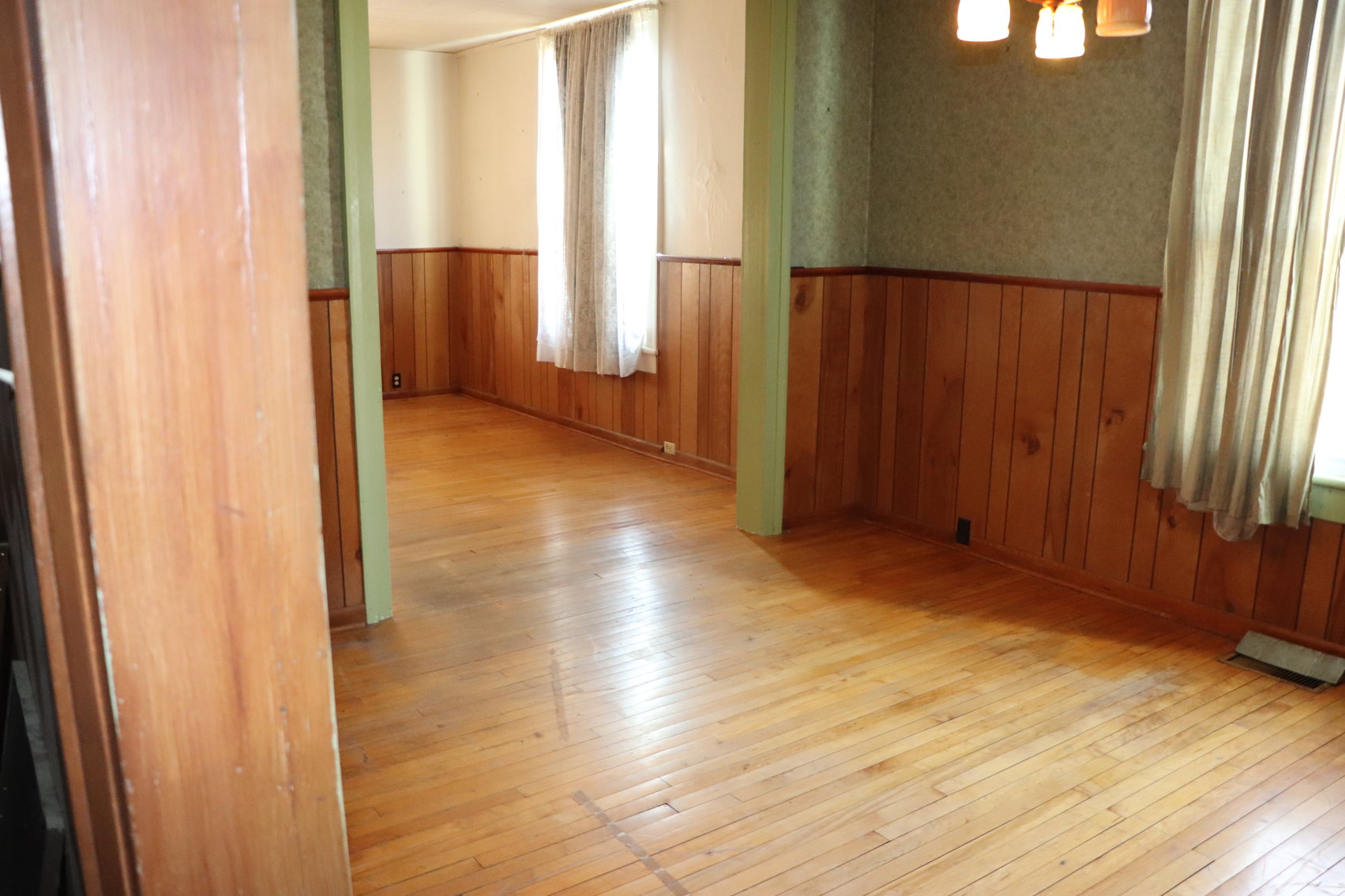 Image for Three Bedroom Home And Shop On 1.38 +/- Acres Zoned M-1 In City Of Harrisonburg