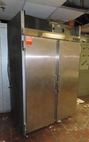 Former Bar and Restaurant Liquidation