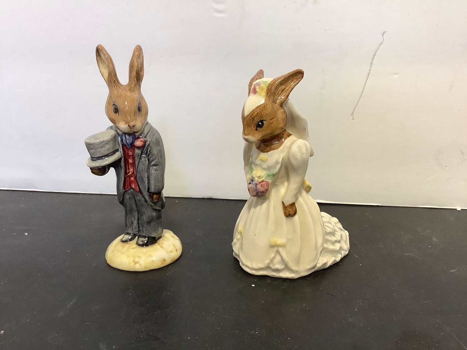 Image for Furniture, collectibles, household & more-New building North