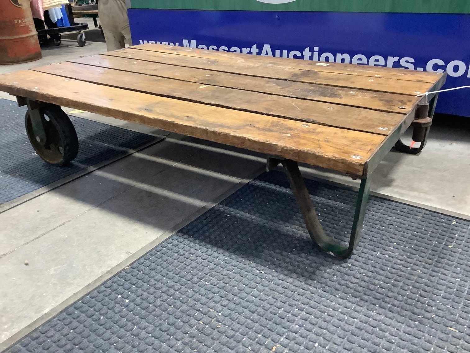 Image for Furniture, collectibles, household & more-New building North