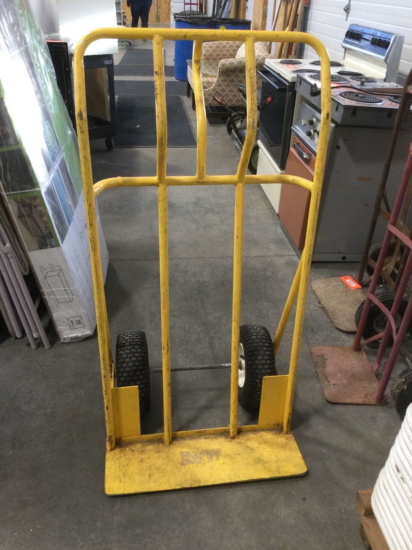 Image for Furniture, collectibles, household & more-New building North