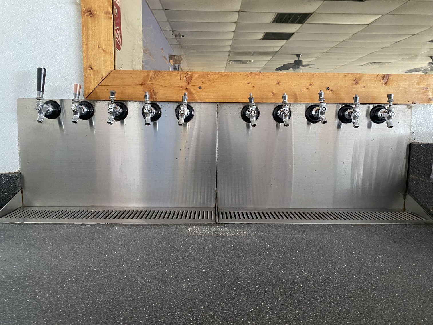 Image for Potential Chesapeake Bay Brewery - Restaurant - 6600+ SF/5+AC - Multiple Parcels - 16197 General Puller Hwy, Deltaville VA