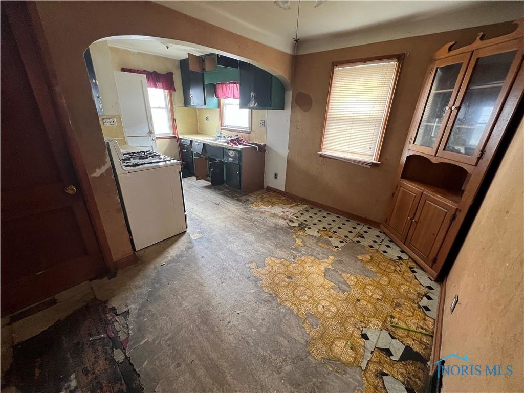 Image for MINIMUM BID AUCTION $59,000! 5870 Jackman Rd