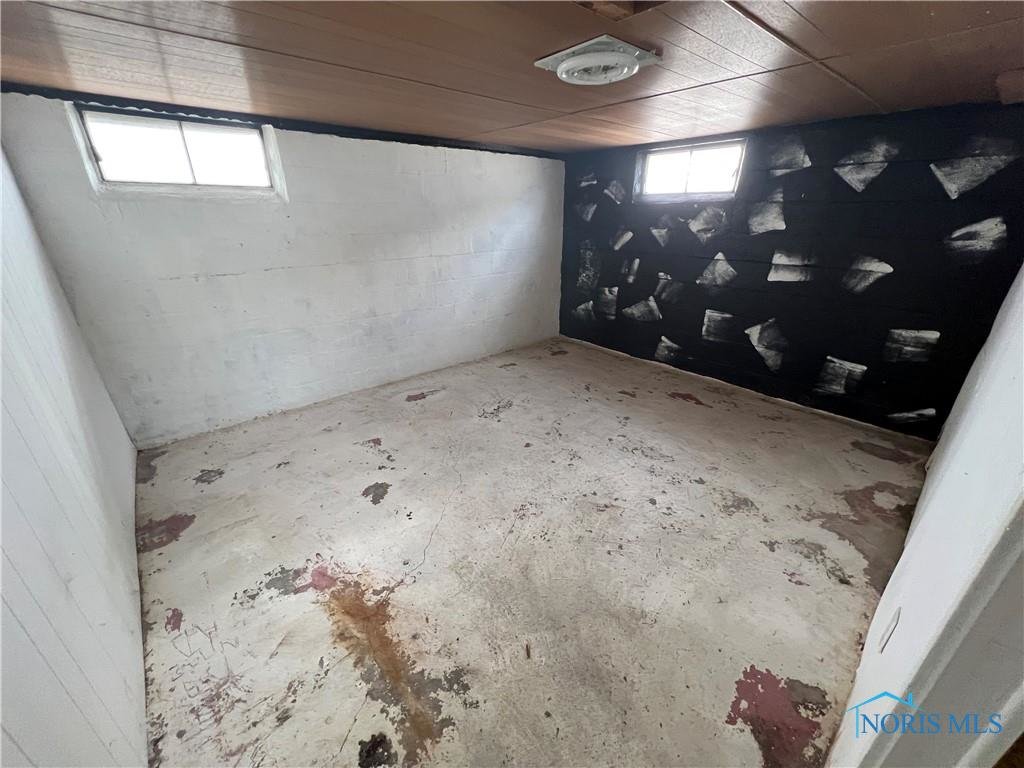 Image for MINIMUM BID AUCTION $59,000! 5870 Jackman Rd