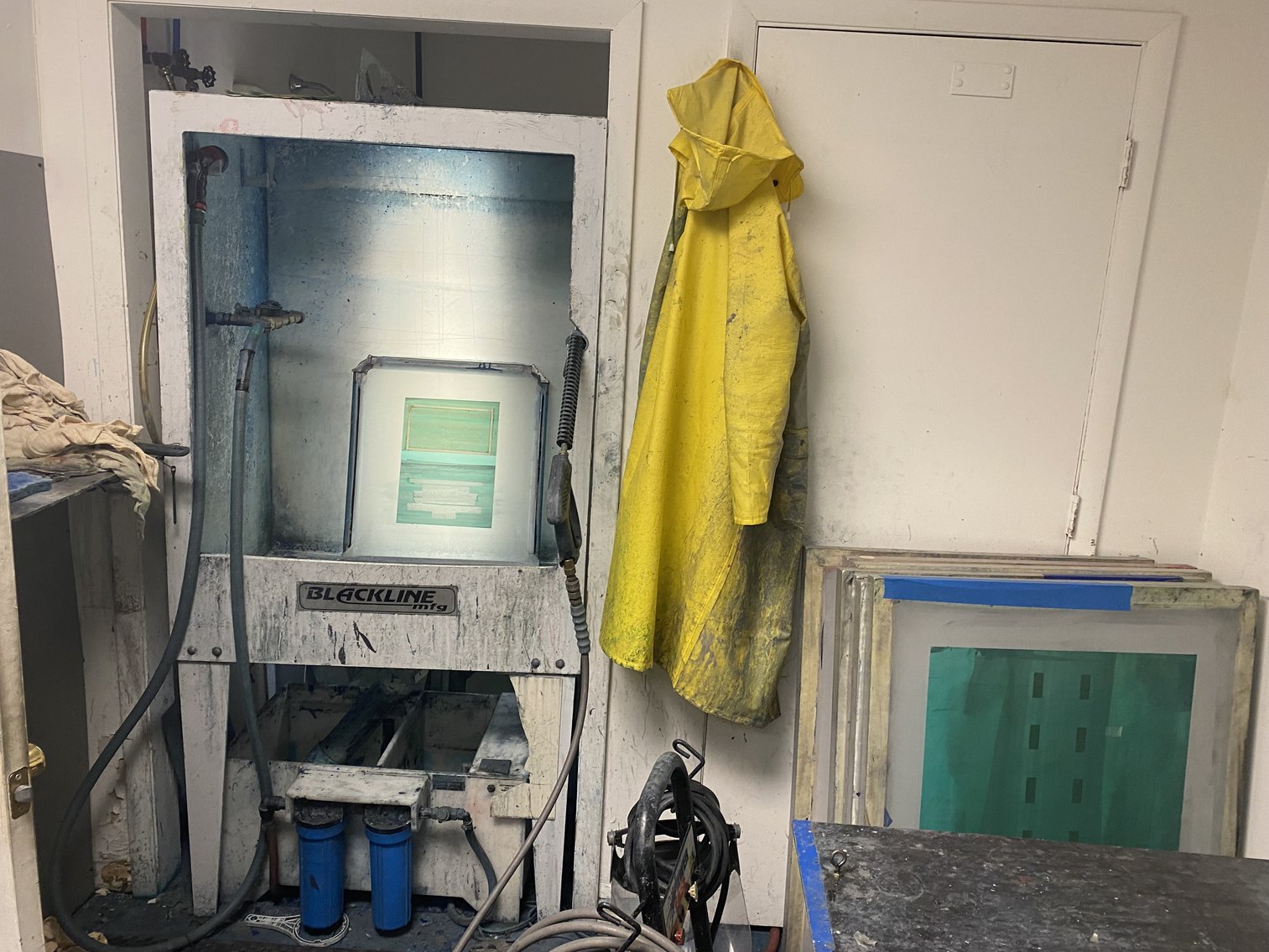 Image for US Bankruptcy Court Ordered Liquidation Sale - ACORN Sign Graphics -Over (740) Lots!