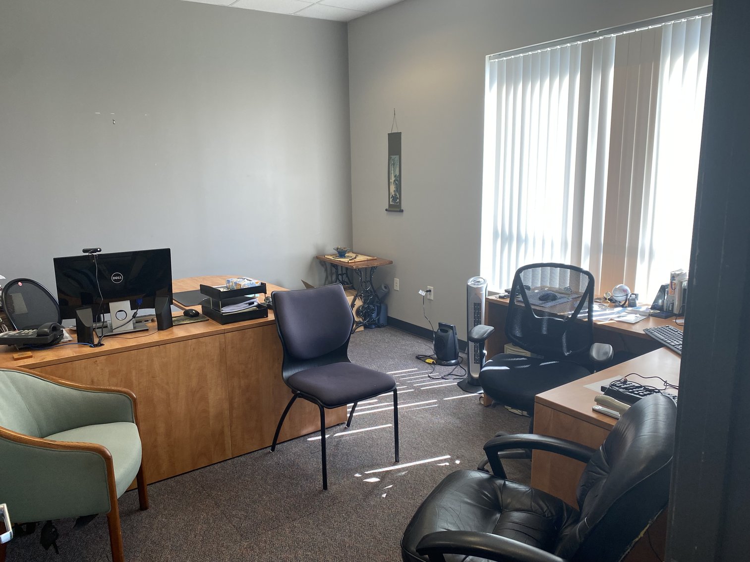 Image for US Bankruptcy Court Ordered Liquidation Sale - ACORN Sign Graphics -Over (740) Lots!