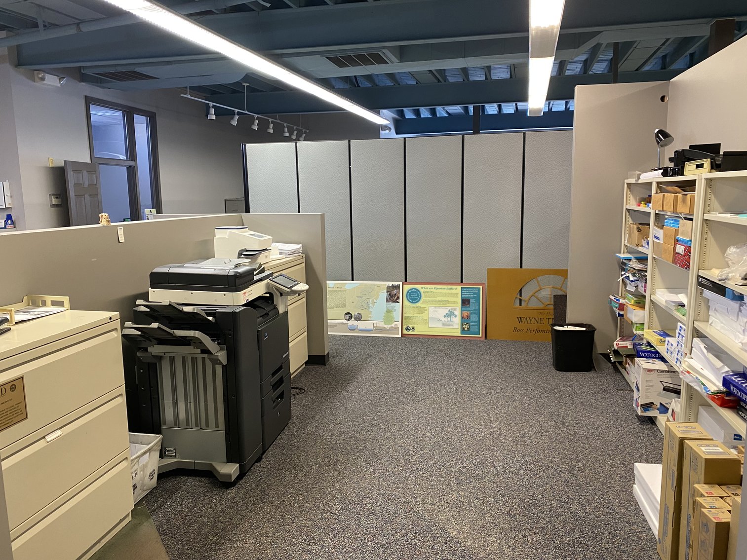 Image for US Bankruptcy Court Ordered Liquidation Sale - ACORN Sign Graphics -Over (740) Lots!