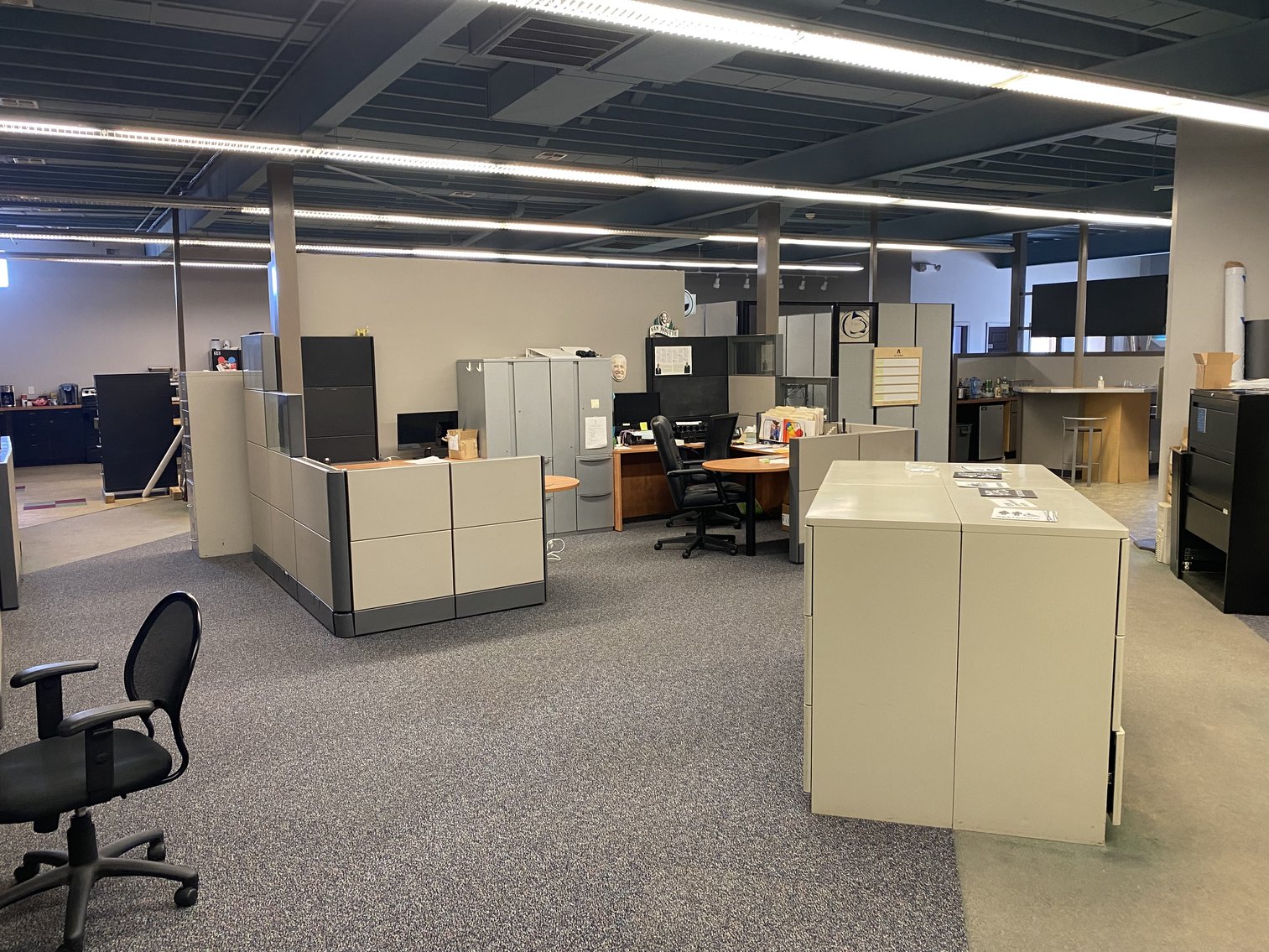 Image for US Bankruptcy Court Ordered Liquidation Sale - ACORN Sign Graphics -Over (740) Lots!