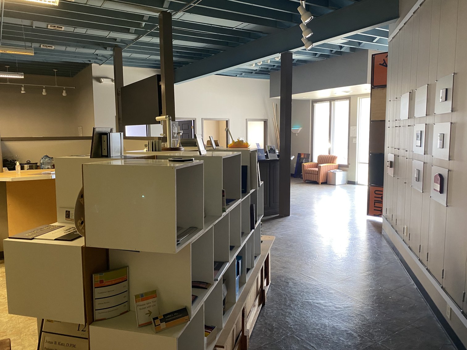 Image for US Bankruptcy Court Ordered Liquidation Sale - ACORN Sign Graphics -Over (740) Lots!