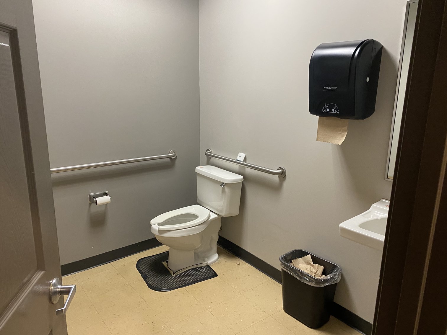 Image for US Bankruptcy Court Ordered Liquidation Sale - ACORN Sign Graphics -Over (740) Lots!