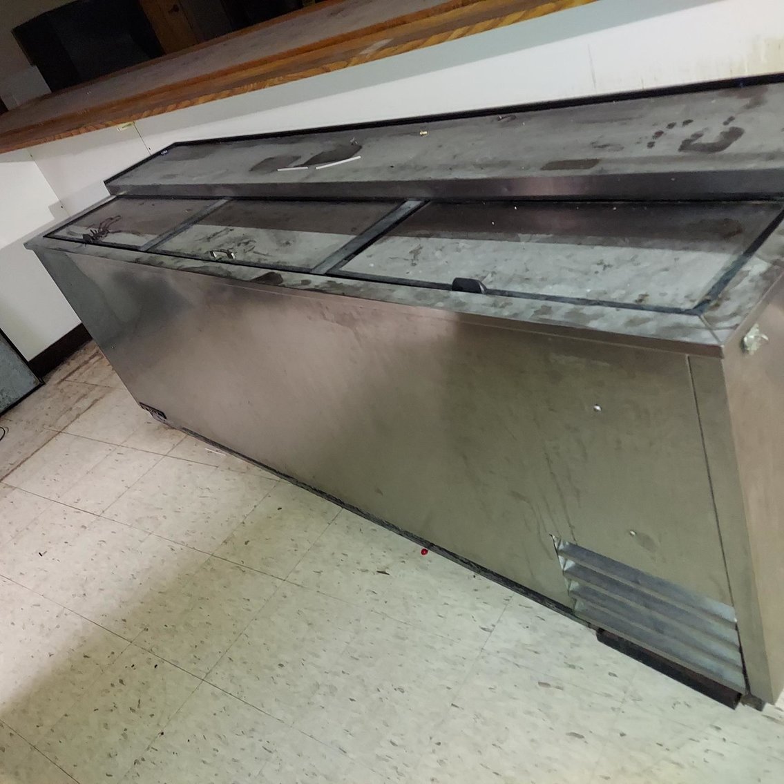 Image for Nitro, WV – Contents of the Former Moose Lodge: Restaurant Equipment, Gym Equipment, and more!