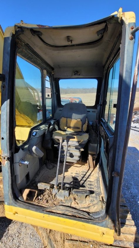 Image for 2000 Komatsu PC220LC-6LE Online Only Auction