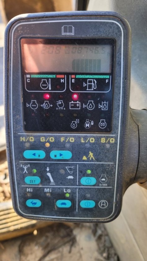 Image for 2000 Komatsu PC220LC-6LE Online Only Auction