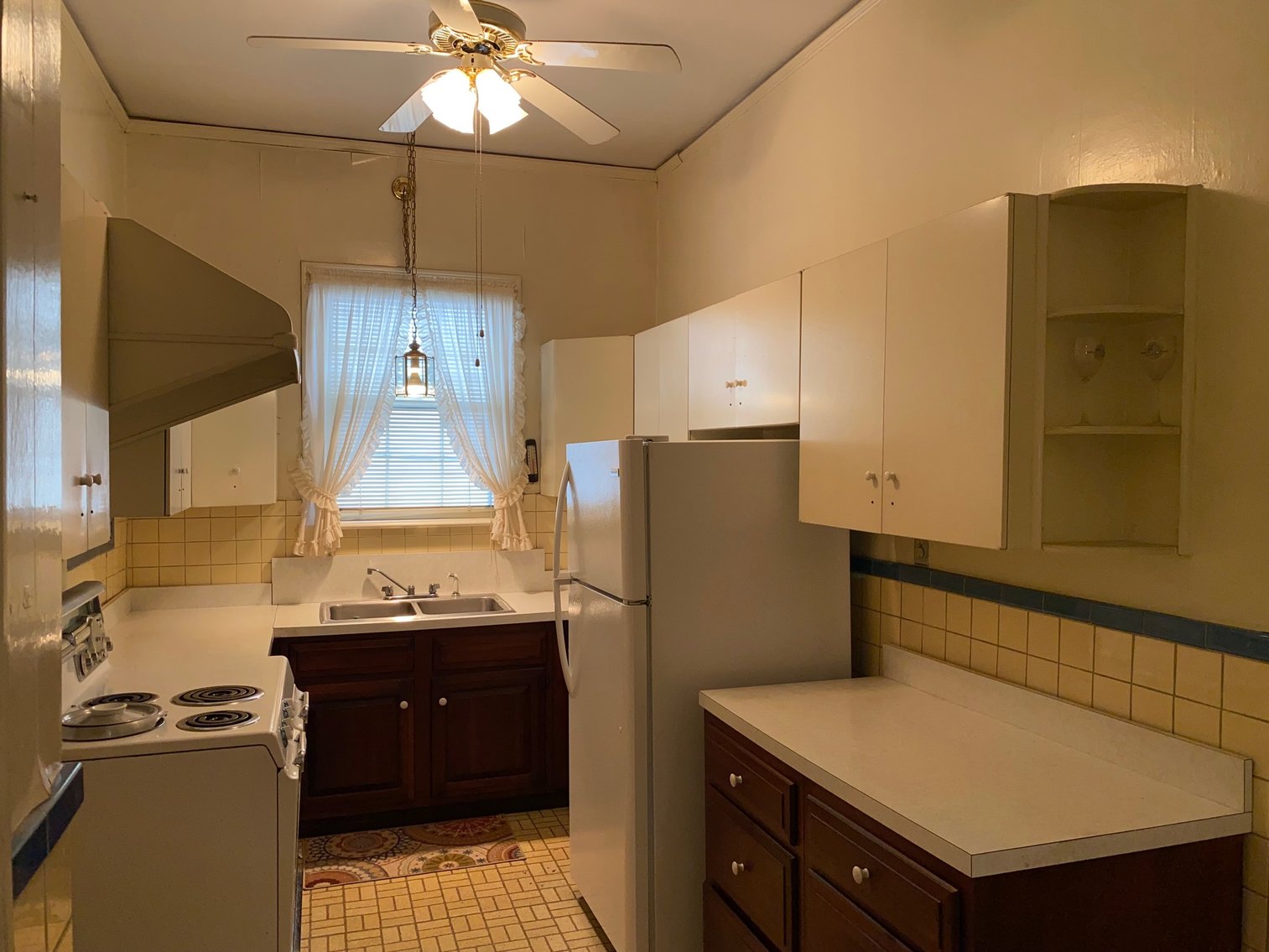 Image for ABSOLUTE LIVING AUCTION 3460 BUCKNER LANE