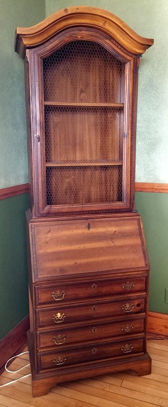 Image for Coralyn Burge Down Sizing Online Only Auction