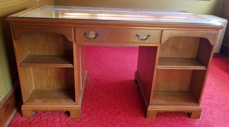 Image for Coralyn Burge Down Sizing Online Only Auction