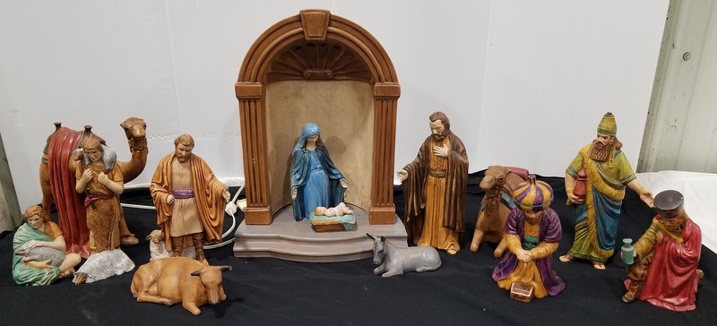 Image for Coralyn Burge Down Sizing Online Only Auction