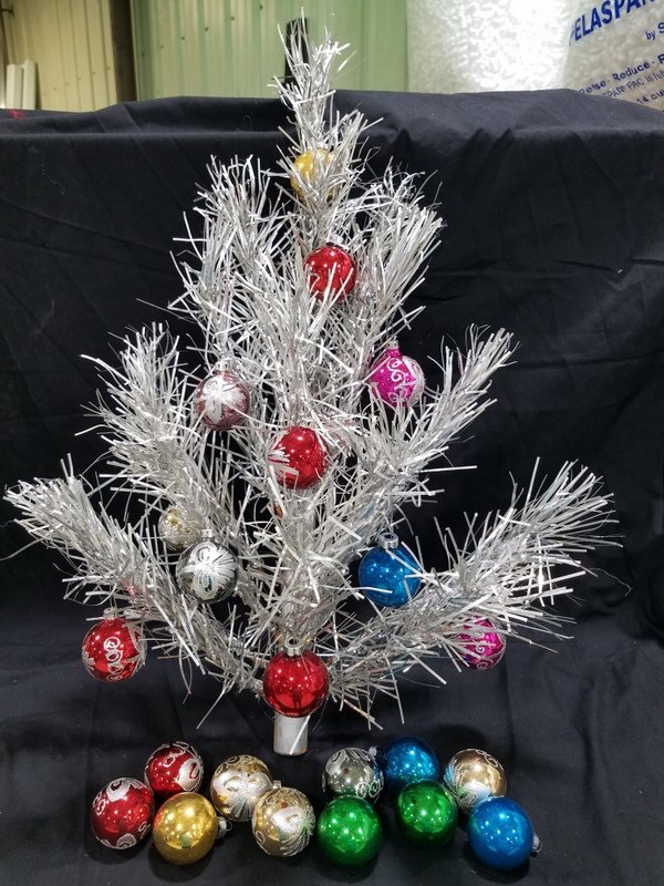 Image for Coralyn Burge Down Sizing Online Only Auction