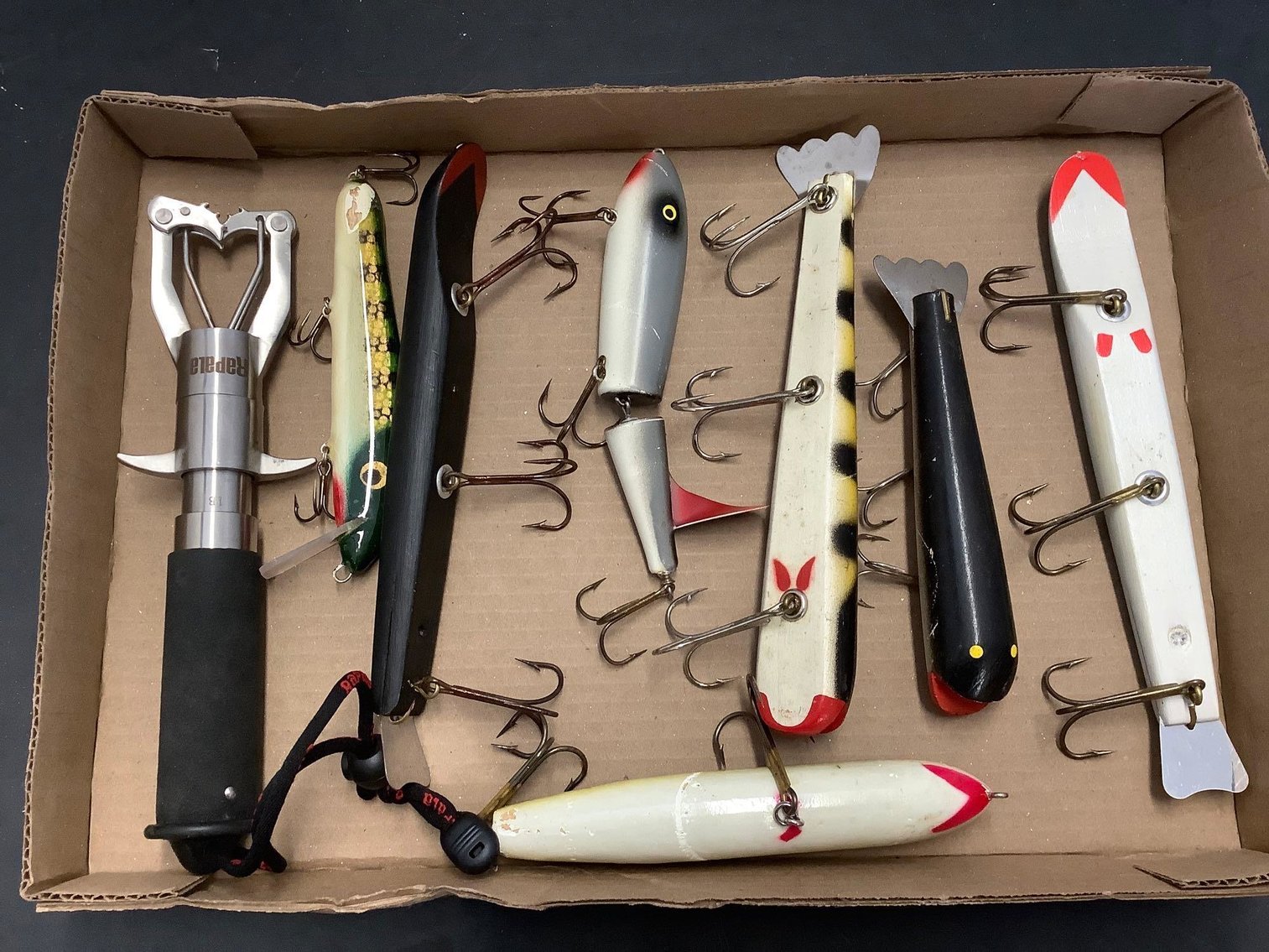 Image for Furniture, collectibles, household-Main office front half