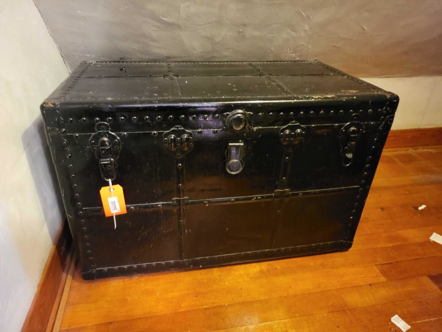 Image for Furniture, Collectibles, Household-Tisch Mills