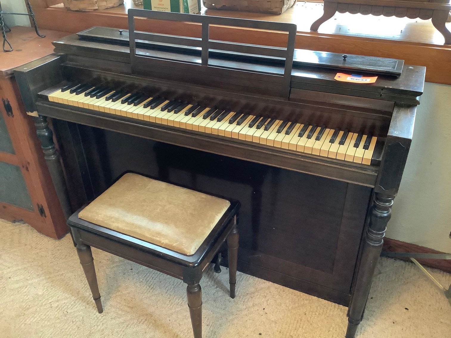 Image for Furniture, Collectibles, Household-Tisch Mills