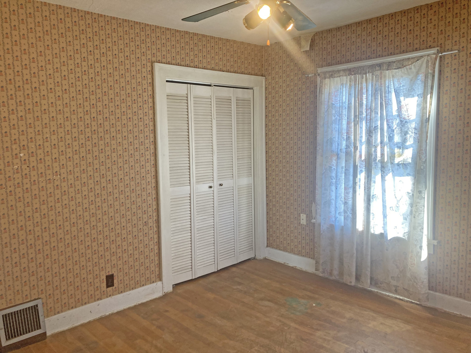 Image for 3717 E Murdock St