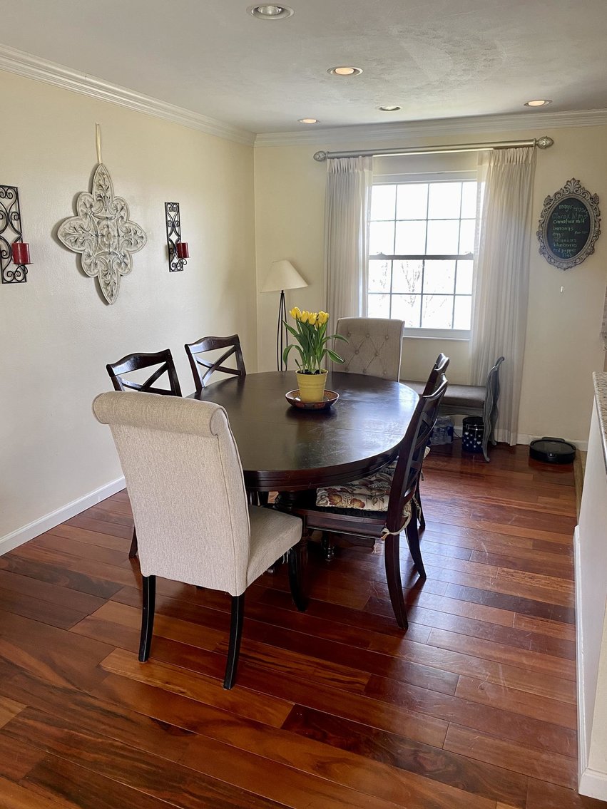 Image for SOLD $192,500 - Beautiful 4 Bedroom in Desirable Area