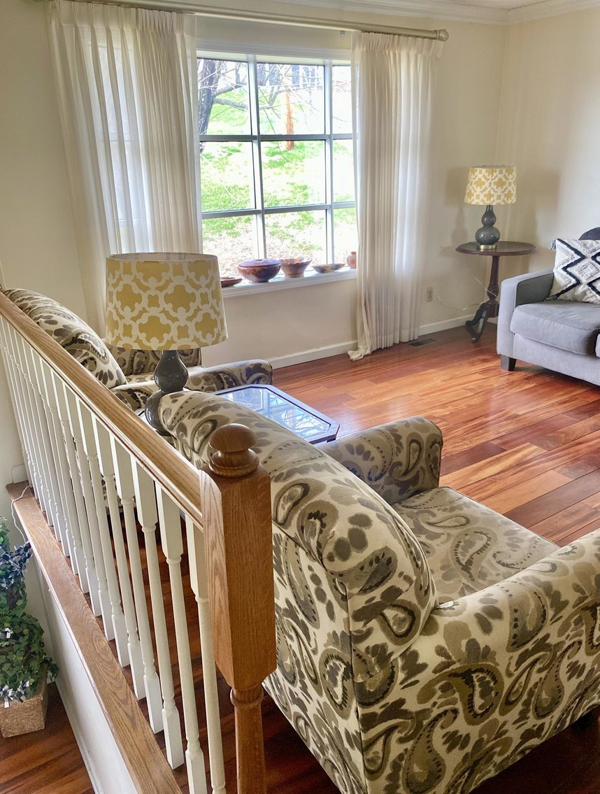 Image for SOLD $192,500 - Beautiful 4 Bedroom in Desirable Area