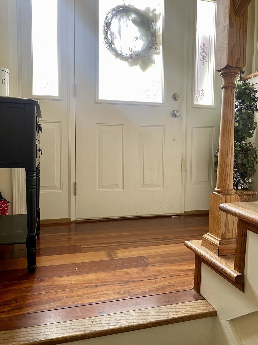 Image for SOLD $192,500 - Beautiful 4 Bedroom in Desirable Area