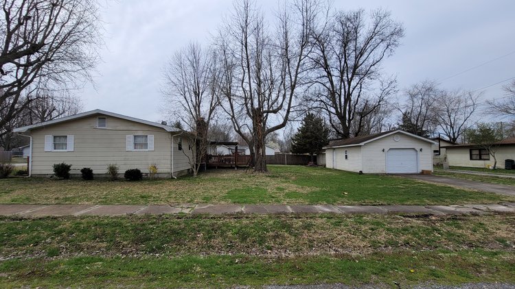 Image for 3 Bedroom 2 Bathroom Home Online Only Auction